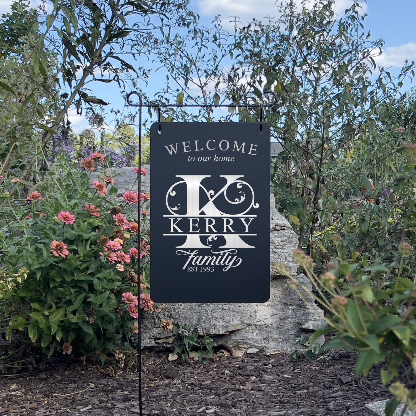 Personalized Monogram Metal Garden Sign – Outdoor-Ready Alternative to Yard Flags