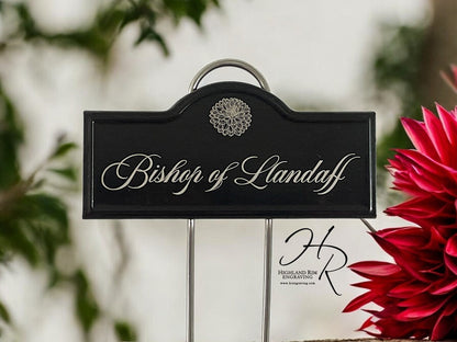 Dahlia Plant Marker – Engraved Botanical Tag for Garden Displays