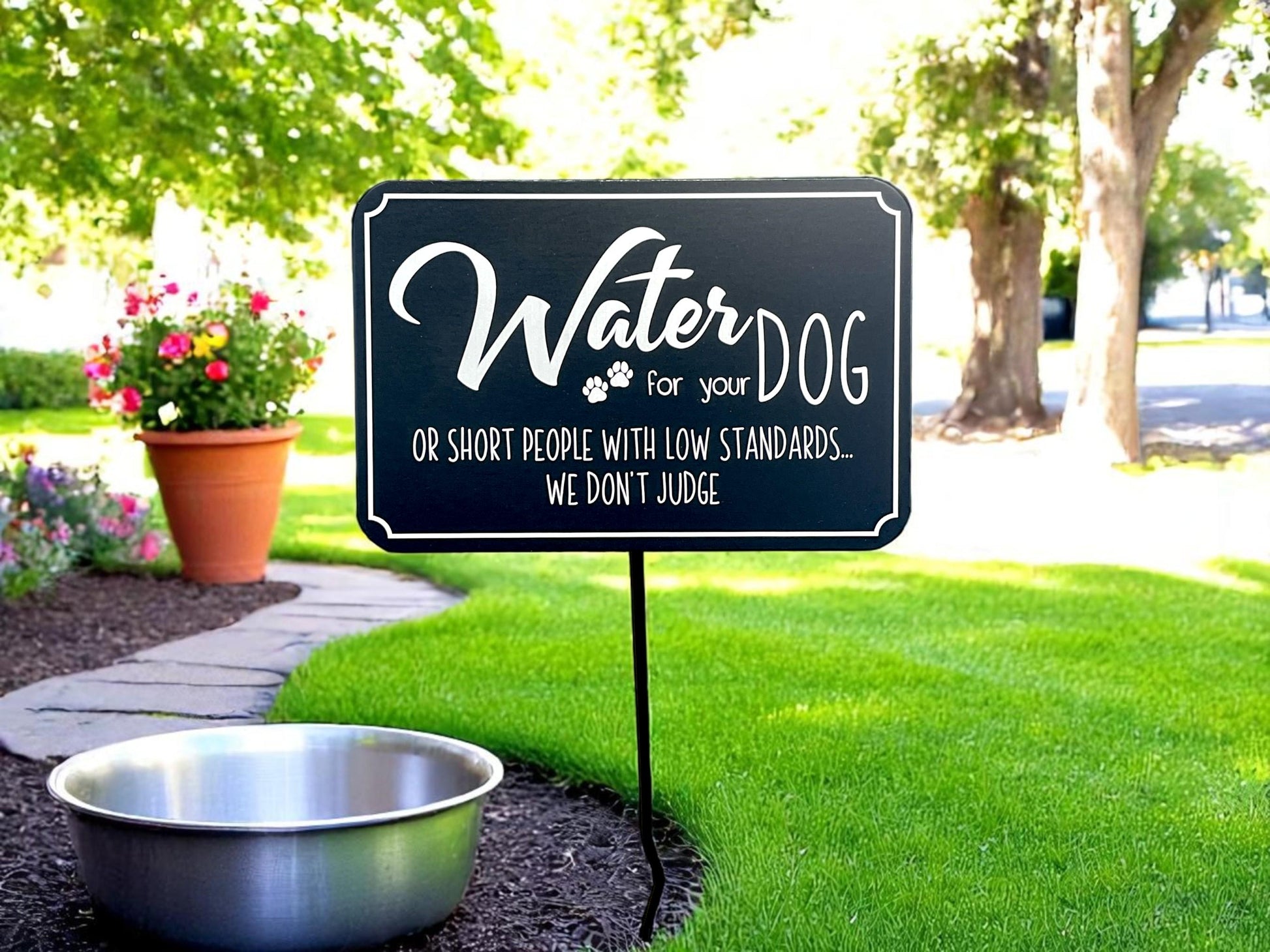 Funny Dog Water Bowl Garden Sign – additional style view
